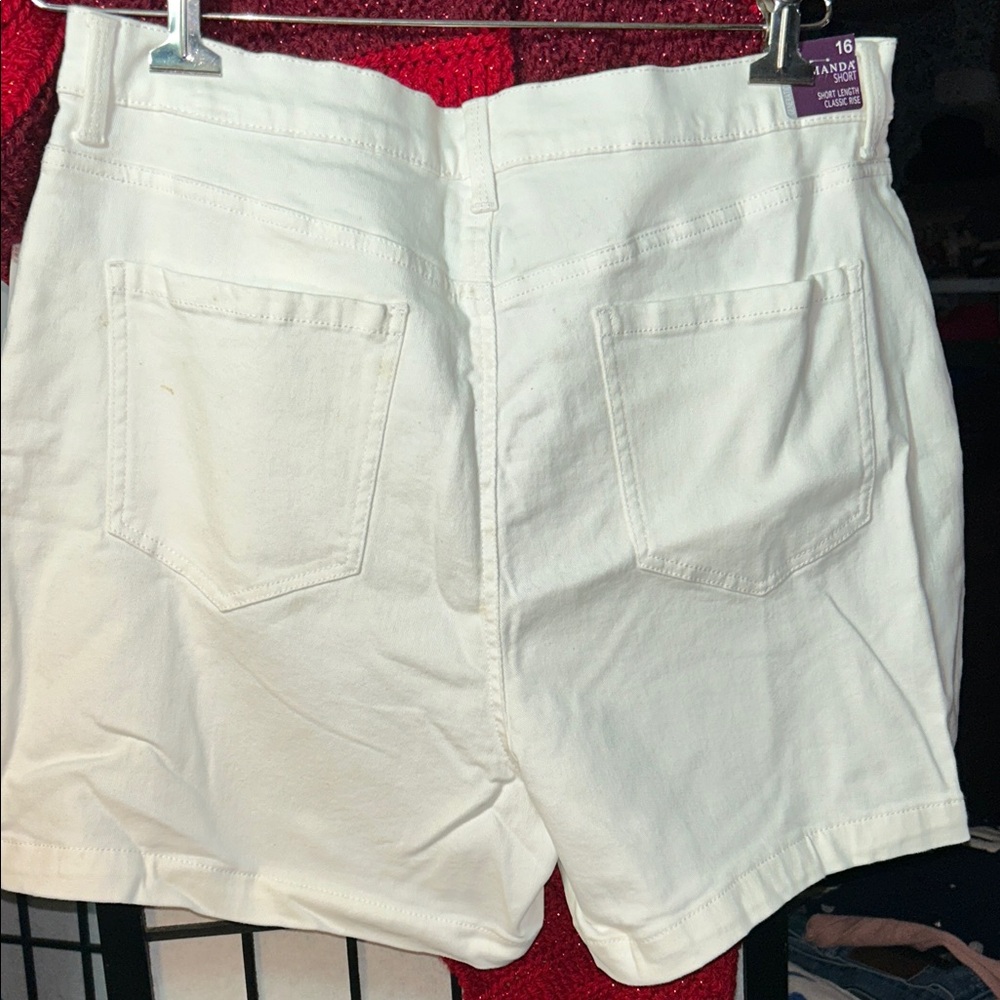 Gloria Vanderbilt White Amanda Short Classic Rise Jean Shorts size 16NWT - Picture 7 of 7